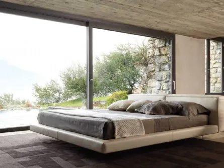 Letto in pelle con testiera dal design essenziale Zenith di Desirèe